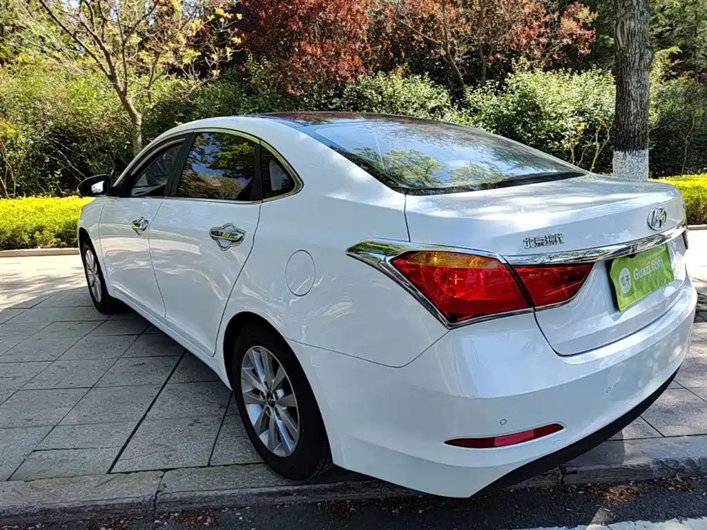 Hyundai Mistra 2014 — фото 5