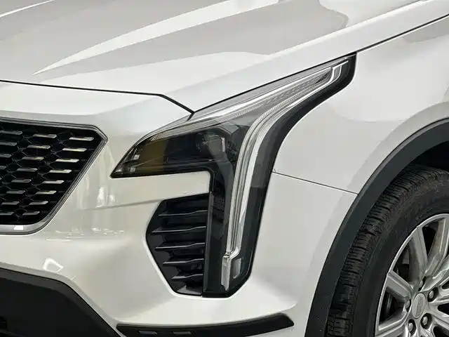 Cadillac XT4 2019 — фото 19