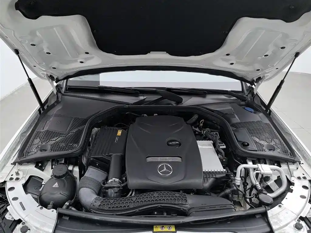 Mercedes-Benz C-Class 2018 — фото 6