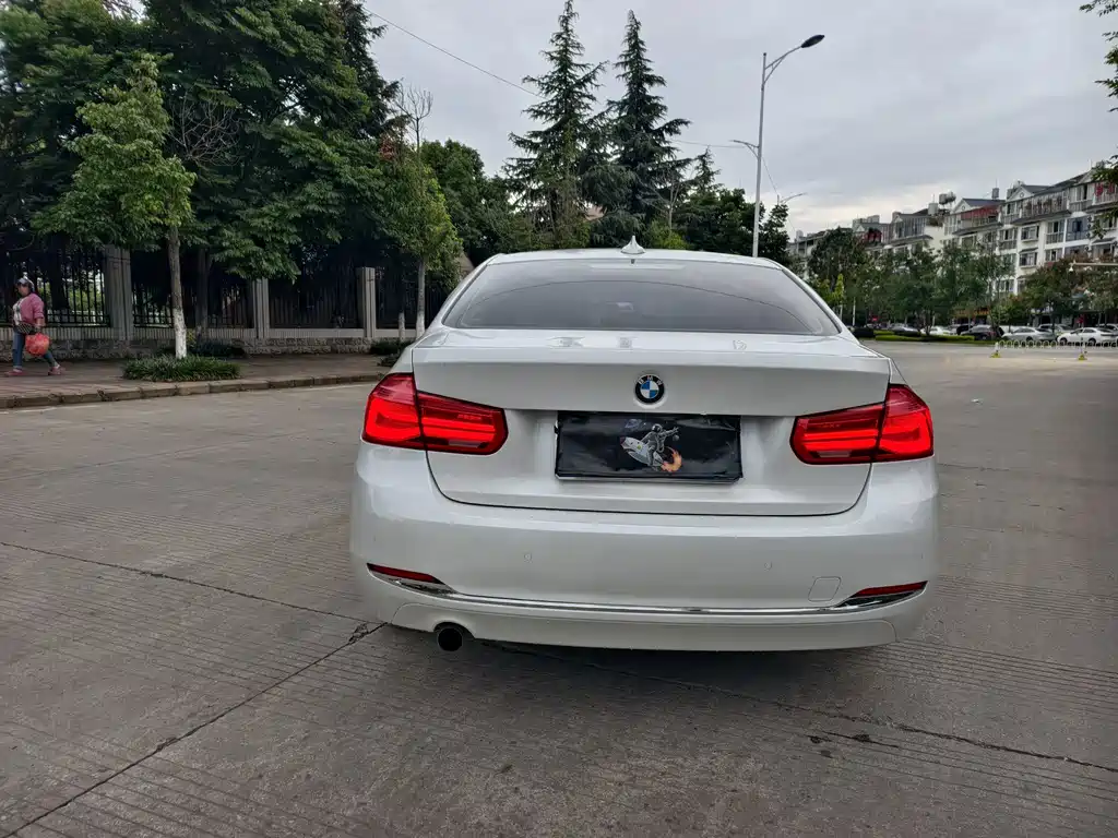 BMW 3 Series 2017