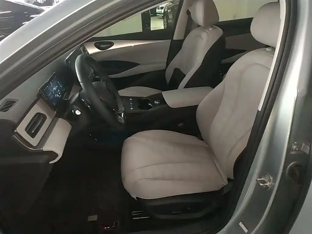 BYD Seal 06 DM-i Wagon 2025 — фото 15