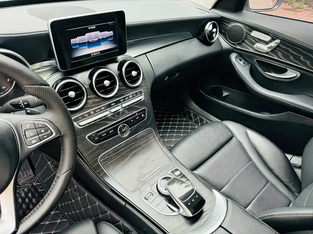 Mercedes-Benz C-Class 2016 — фото 9