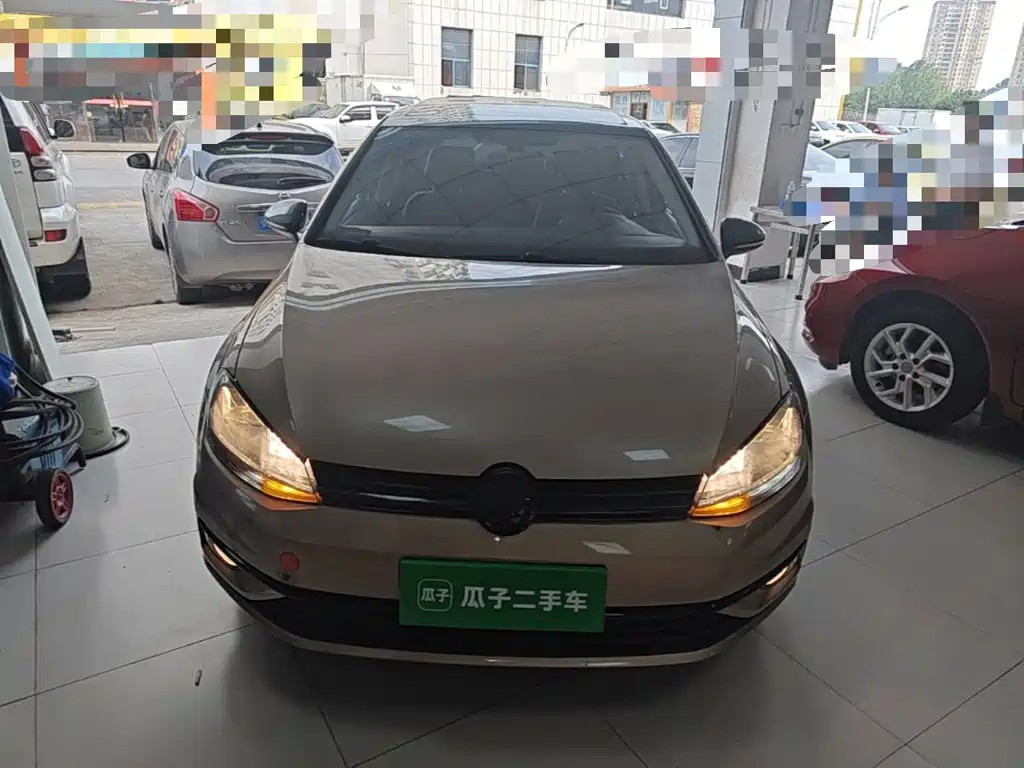 Volkswagen Golf 2020