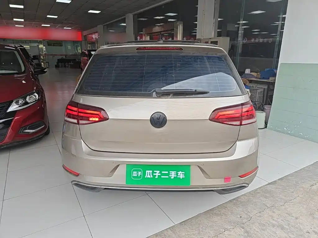Volkswagen Golf 2020