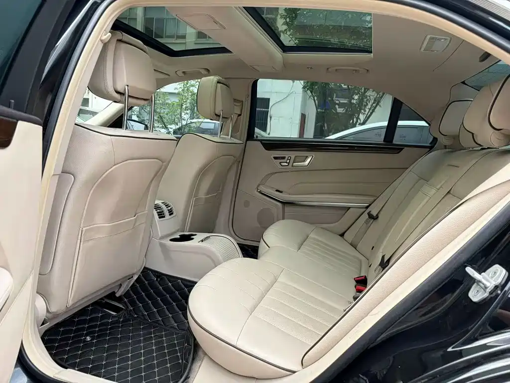Mercedes-Benz E-Class 2016