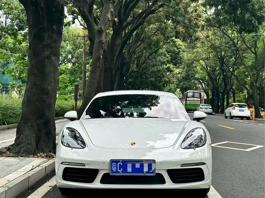 Porsche 718 2022