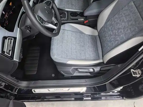 Volkswagen Lavida 2023