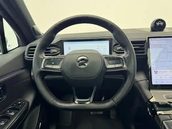 NIO ES6 2021