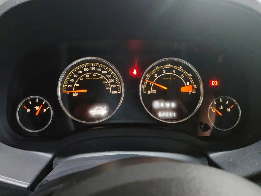 Jeep Compass 2013 — фото 14