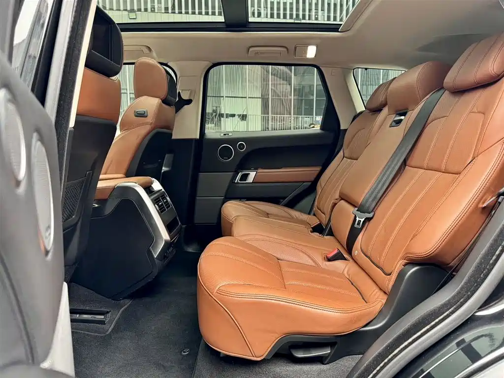 Land Rover Sport 2017 — фото 19