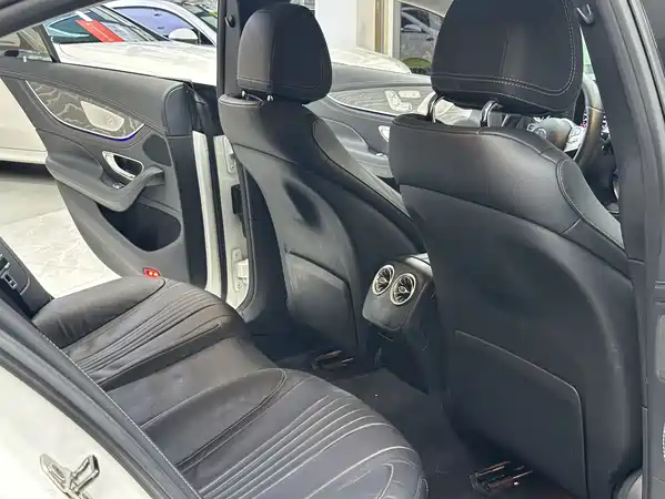 Mercedes-Benz CLS 2020