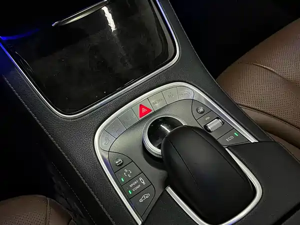 Mercedes-Benz S-Class 2015