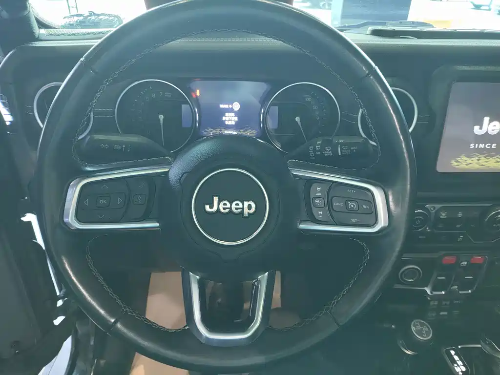 Jeep Wrangler New Energy 2022 — фото 9