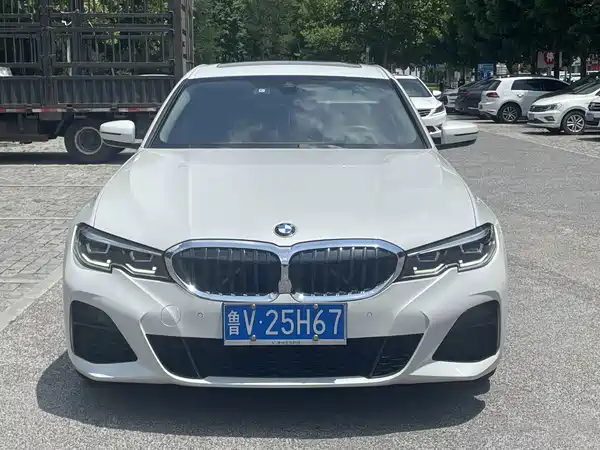 BMW 3 Series 2021