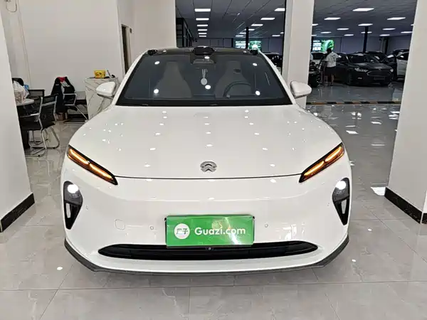 NIO ET5 2023