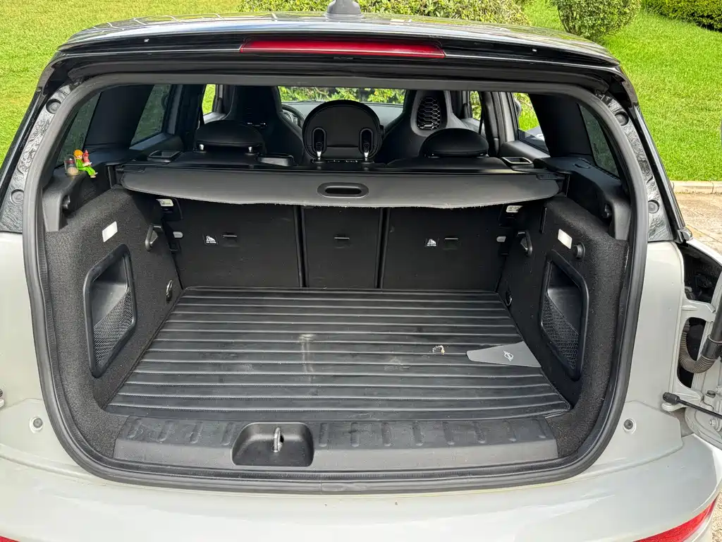 MINI Clubman 2019 — фото 21