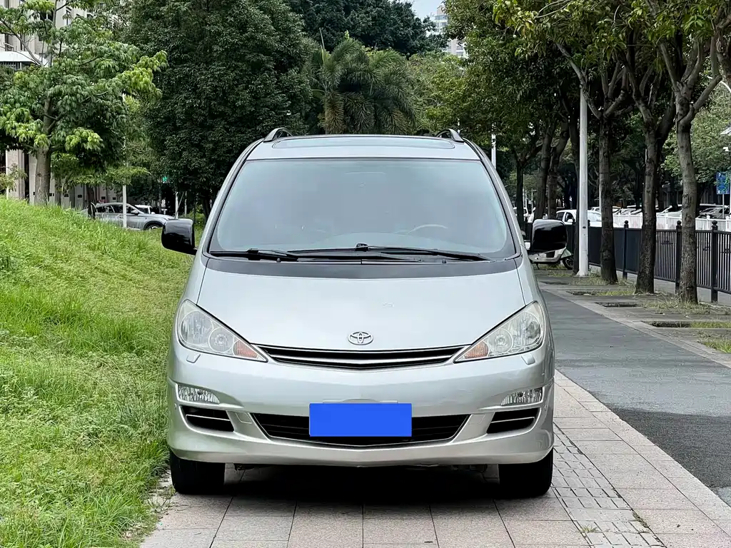 Toyota Previa 2005 — фото 2