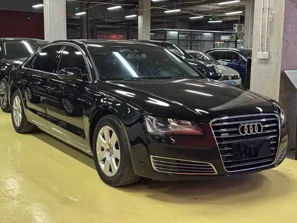 Audi A8 2013