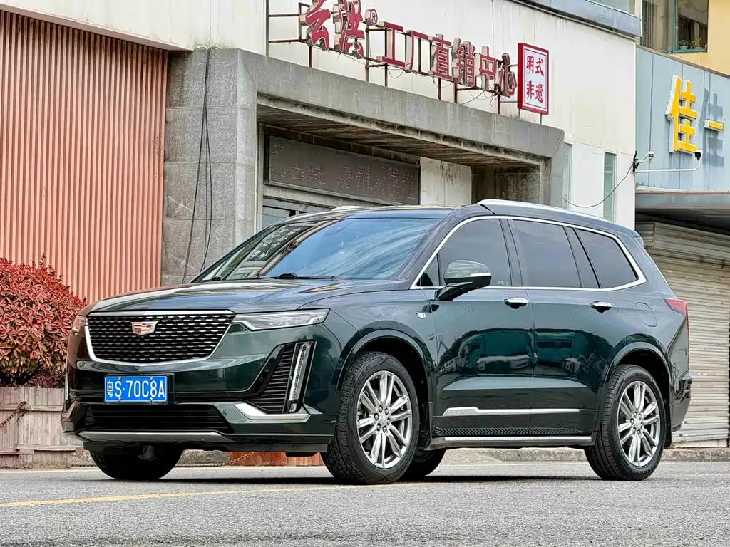 Cadillac XT6 2022 — фото 2