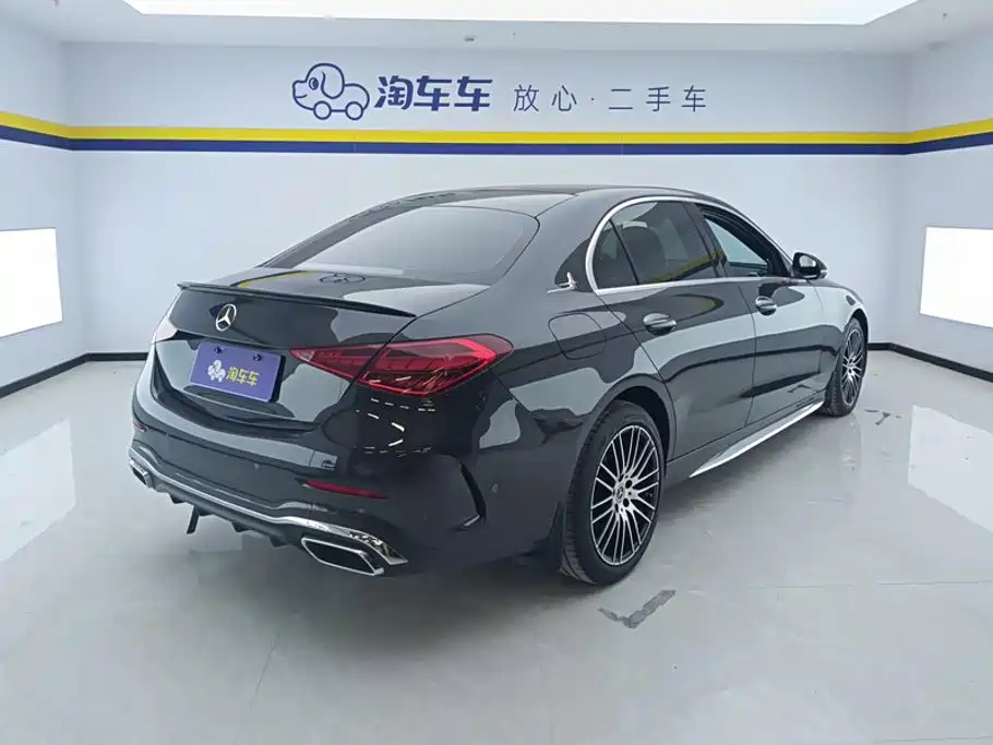 Mercedes-Benz C-Class 2023 — фото 3