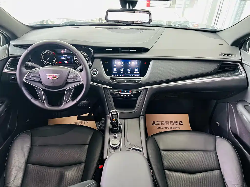 Cadillac XT5 2019 — фото 19