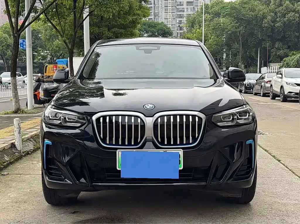 BMW iX3 2021 — фото 2