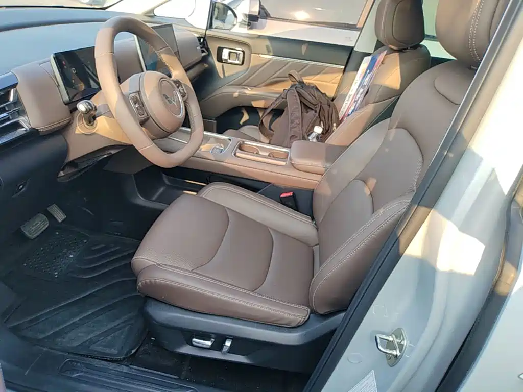 Wuling Starlight 730 New Energy 2025 — фото 15