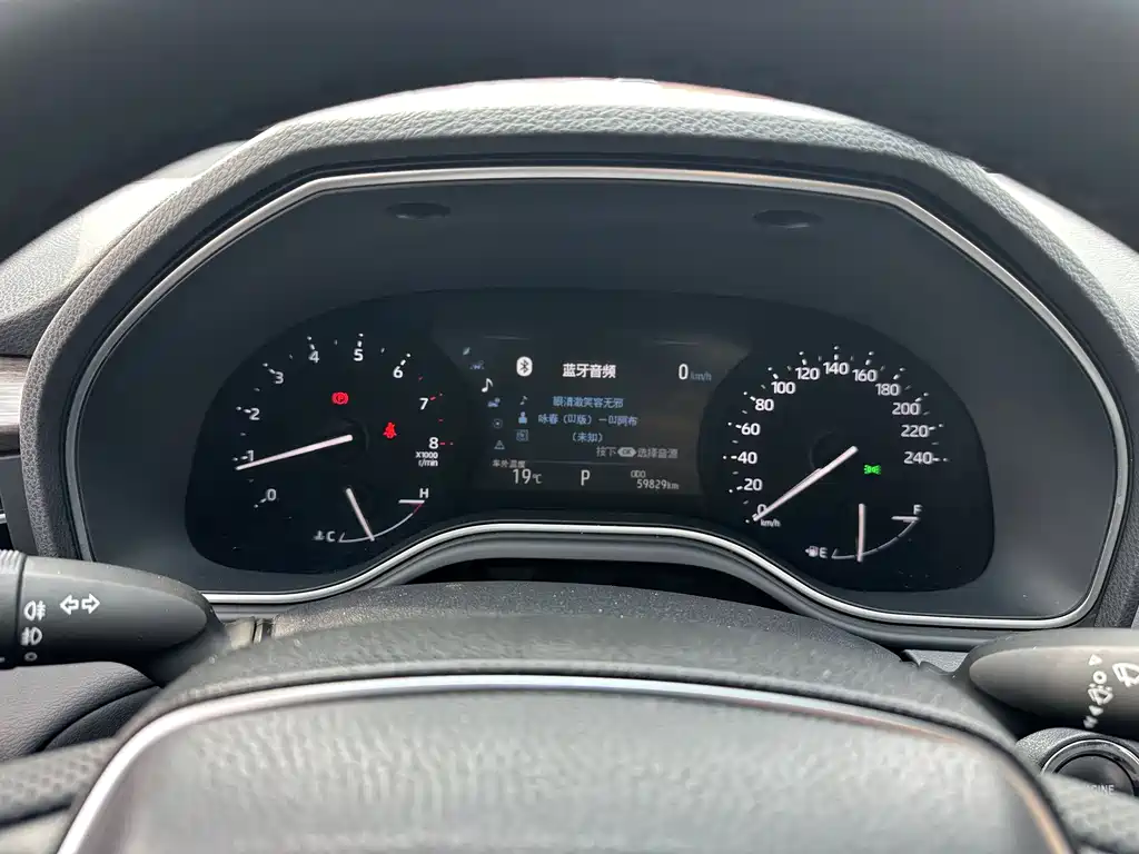 Toyota Avalon 2020 — фото 16