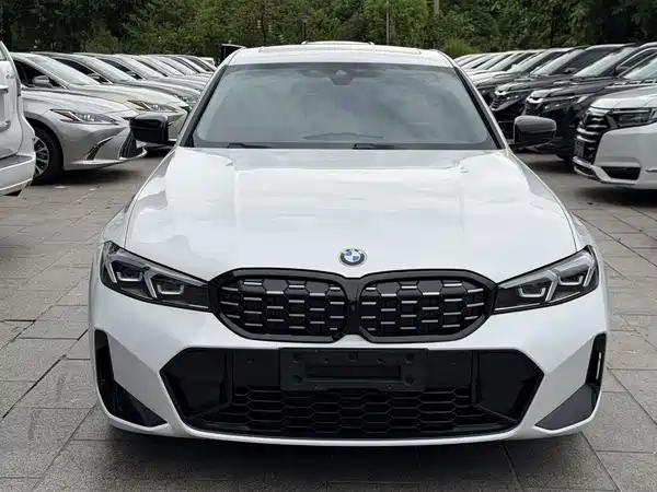 BMW 3 Series 2023
