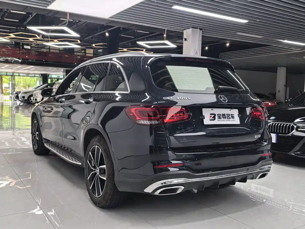 Mercedes-Benz GLC 2020 — фото 12