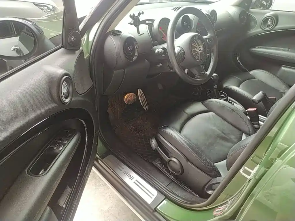 MINI Countryman 2015 — фото 16