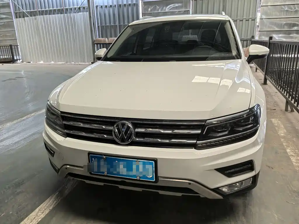 Volkswagen Tiguan L 2018 — фото 2