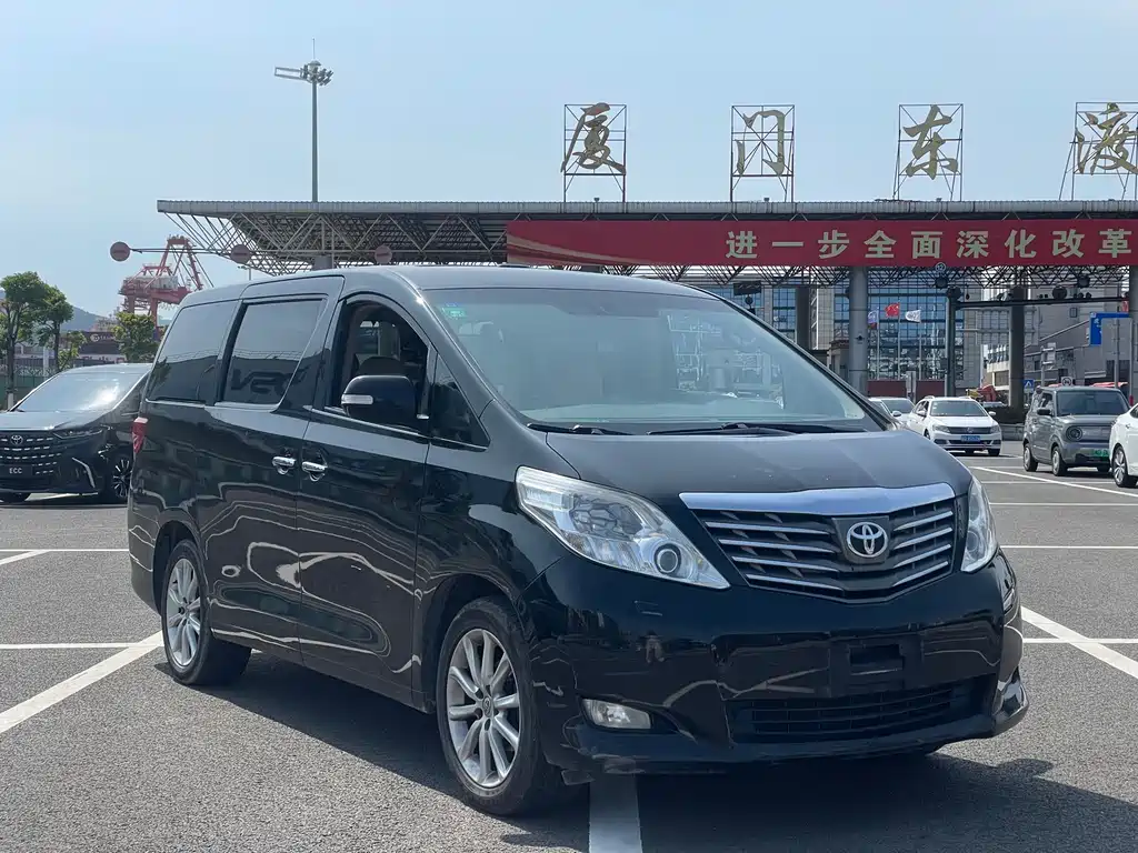 Toyota Alphard 2012 — фото 3