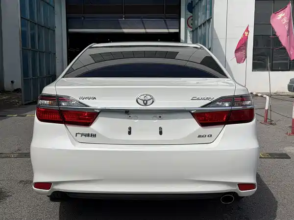 Toyota Camry 2016
