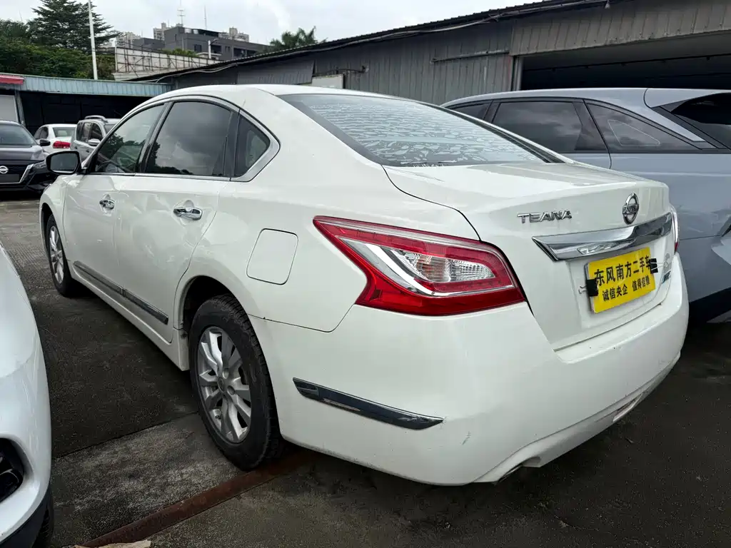 Nissan Teana 2015 — фото 11
