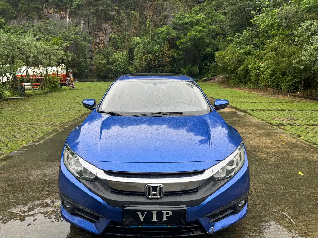 Honda Civic 2017 — фото 2