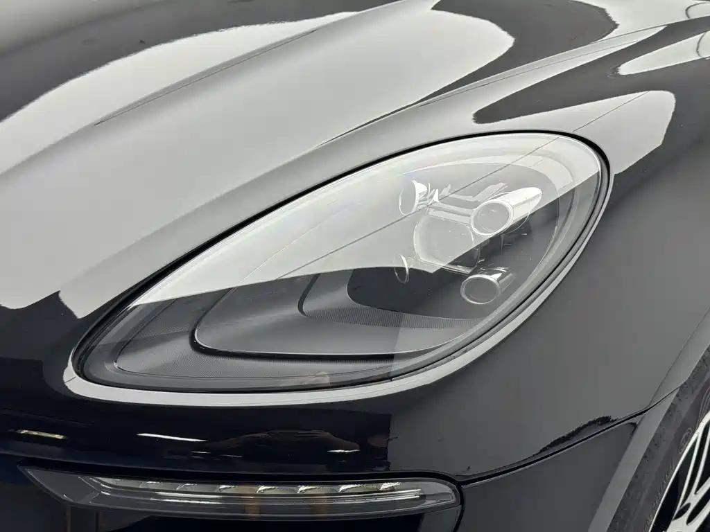 Porsche Macan 2015 — фото 17