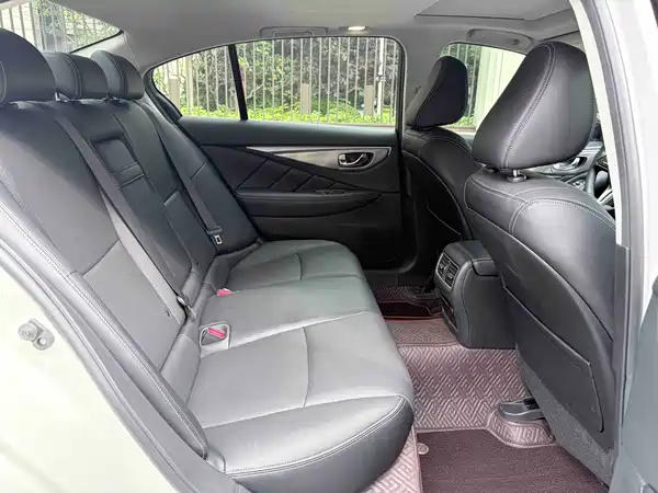 Infiniti Q50L 2023