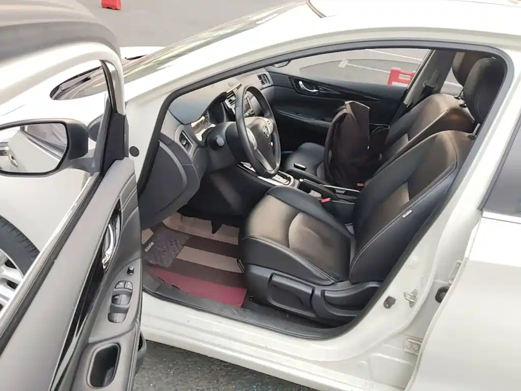 Nissan Tiida 2020 — фото 23