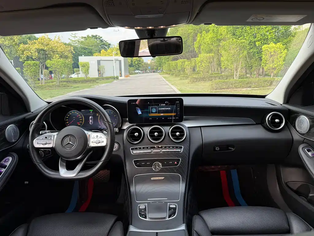 Mercedes-Benz C-Class 2021