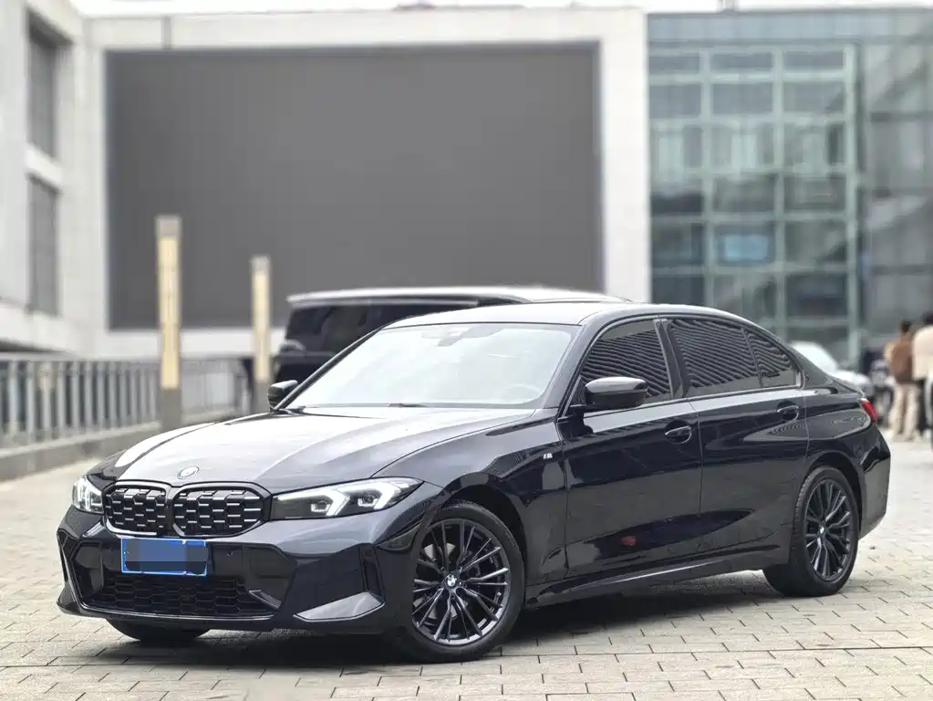 BMW 3 Series 2024