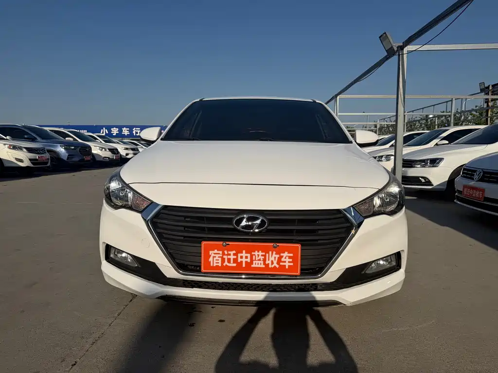 Hyundai Verna 2017 — фото 2