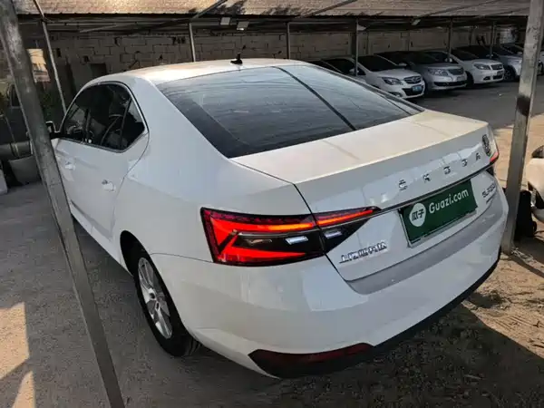 Skoda Superb 2019