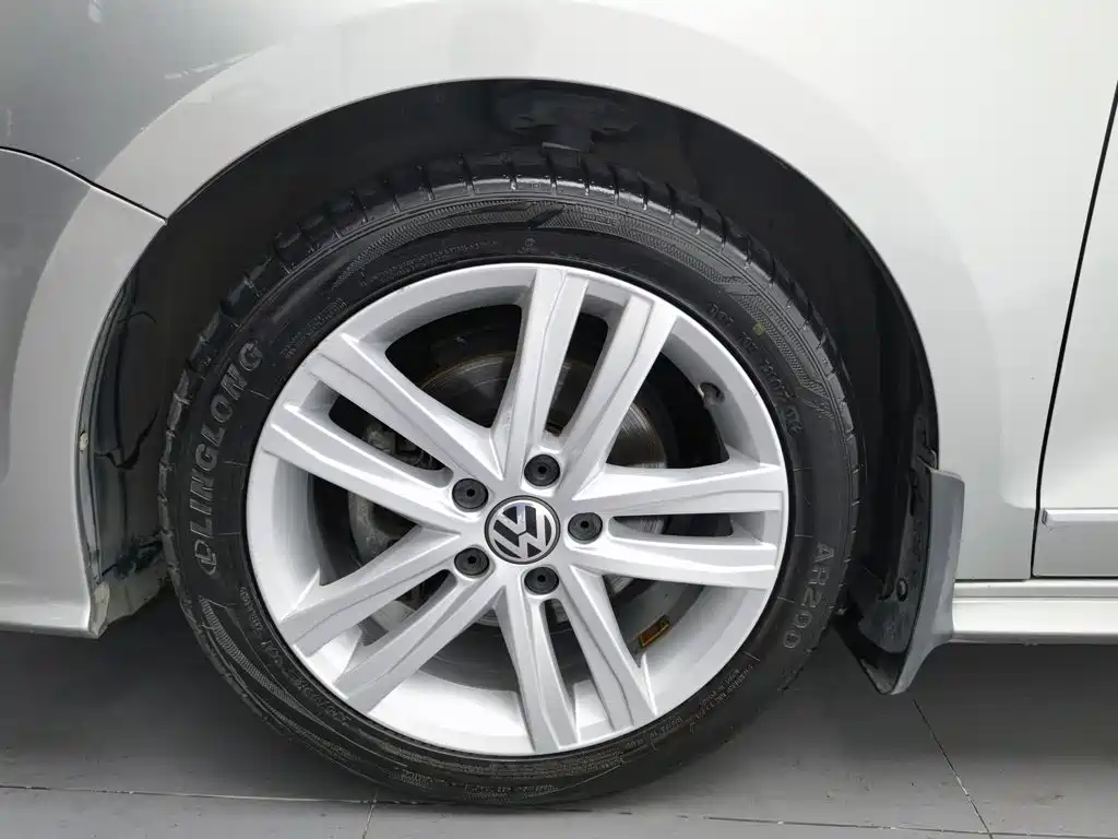 Volkswagen Sagitar 2018 — фото 17