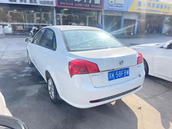Buick Excelle 2013