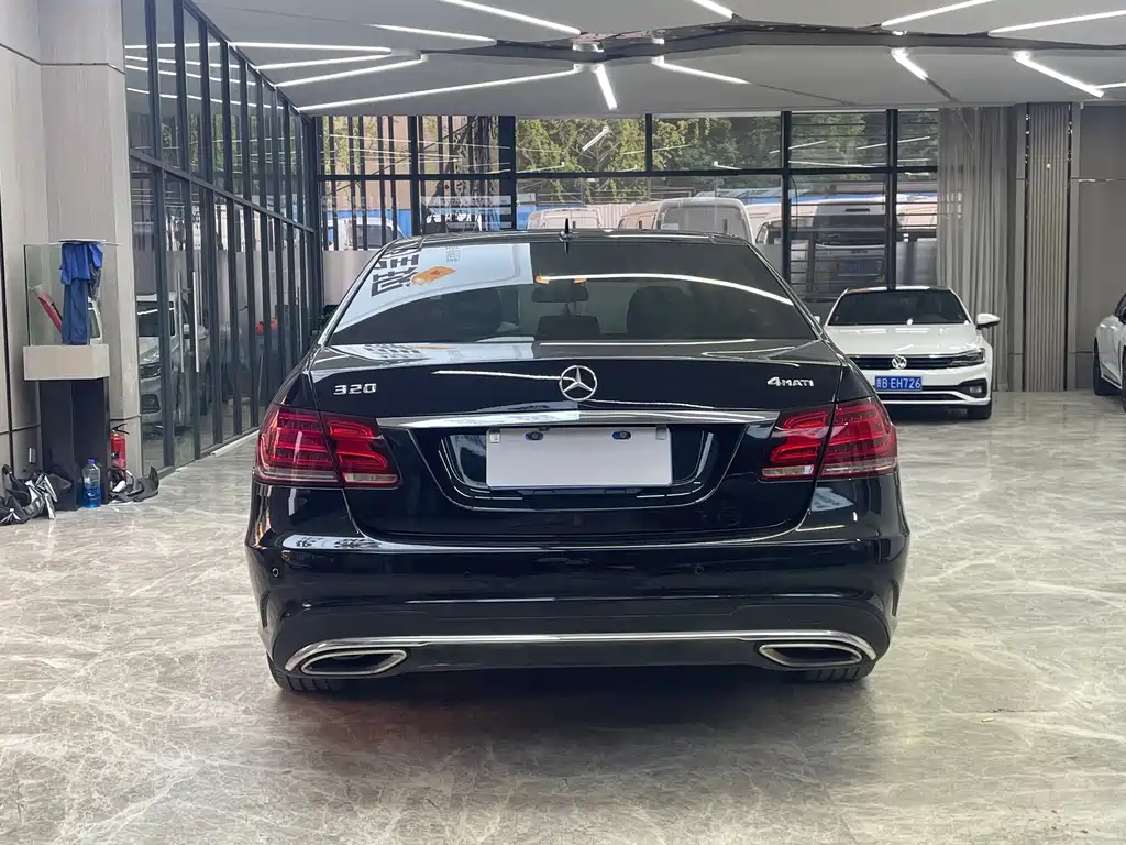Mercedes-Benz E-Class 2014
