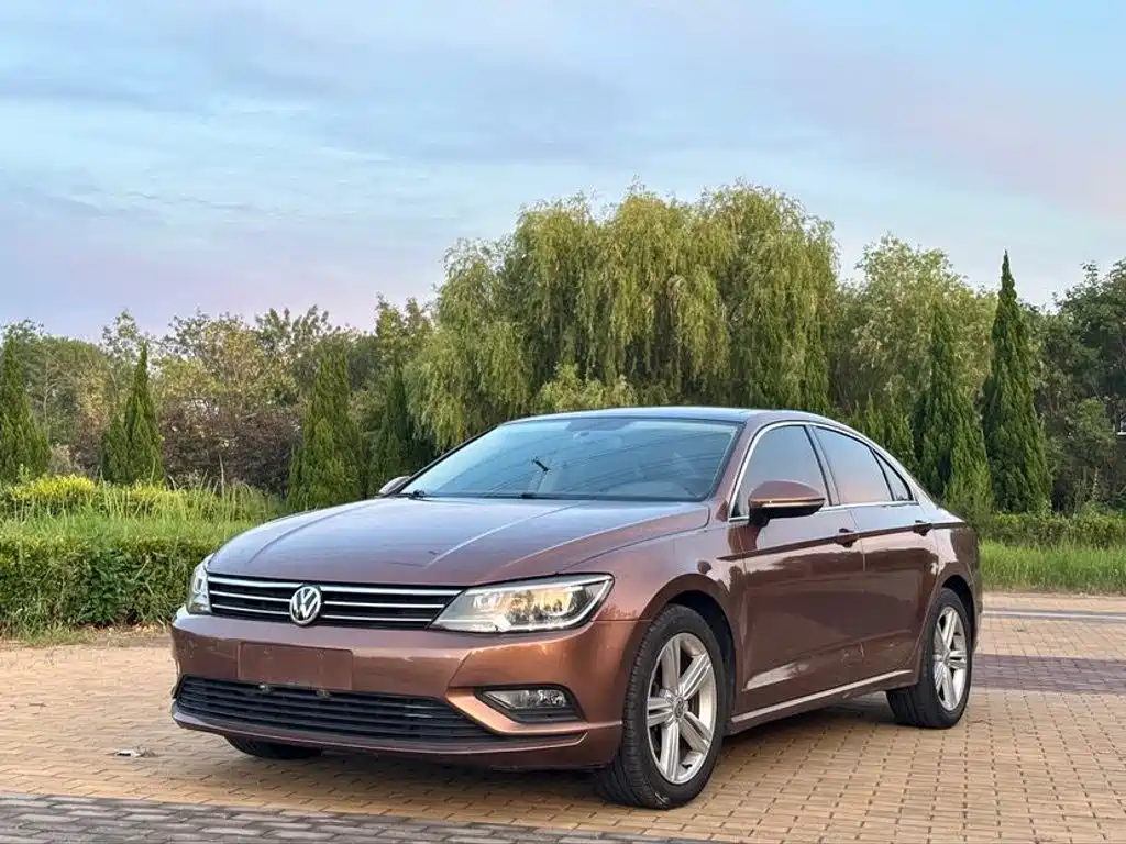 Volkswagen Lamando 2015