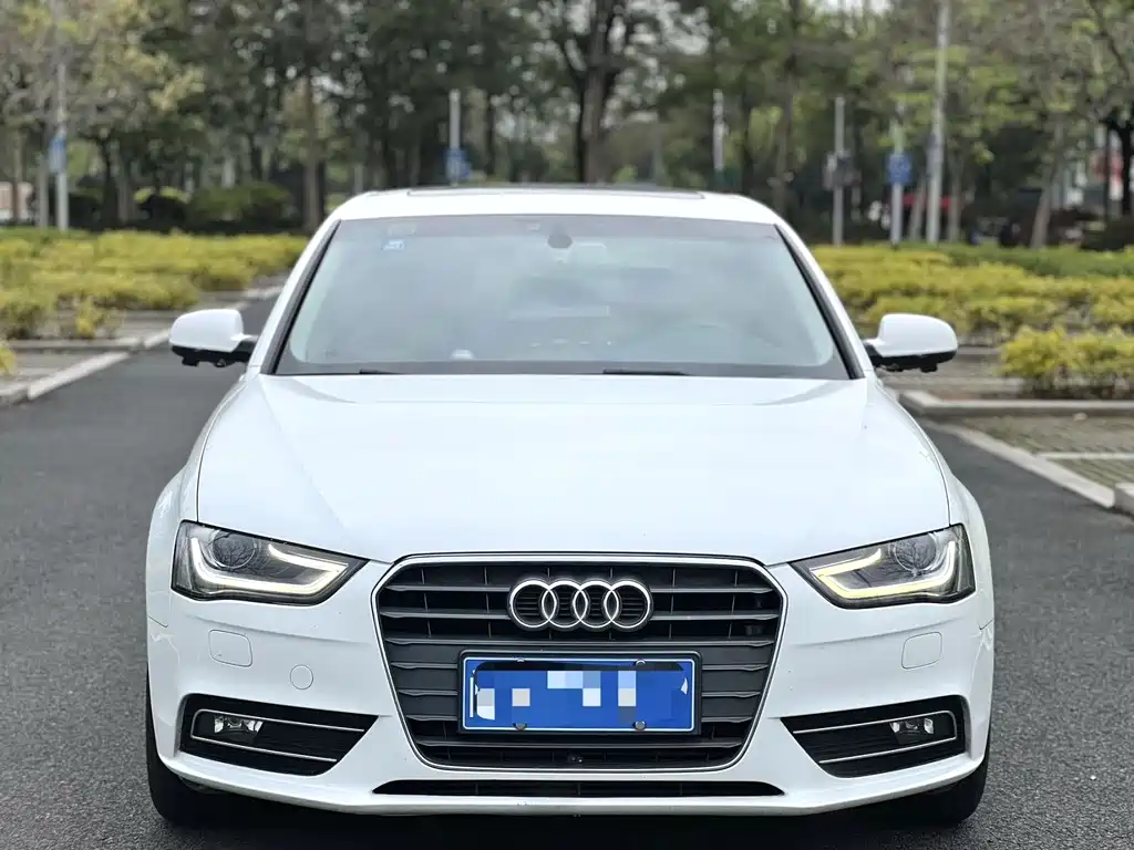 Audi A4L 2016