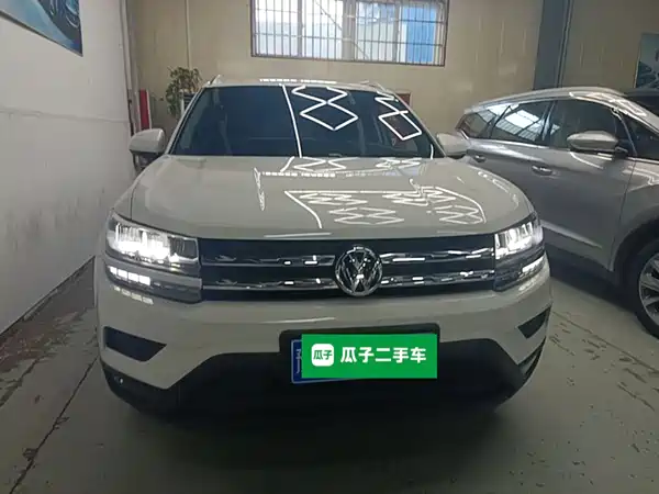 Volkswagen Tharu 2020