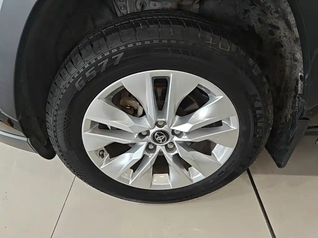 Toyota Wildlander 2021 — фото 23